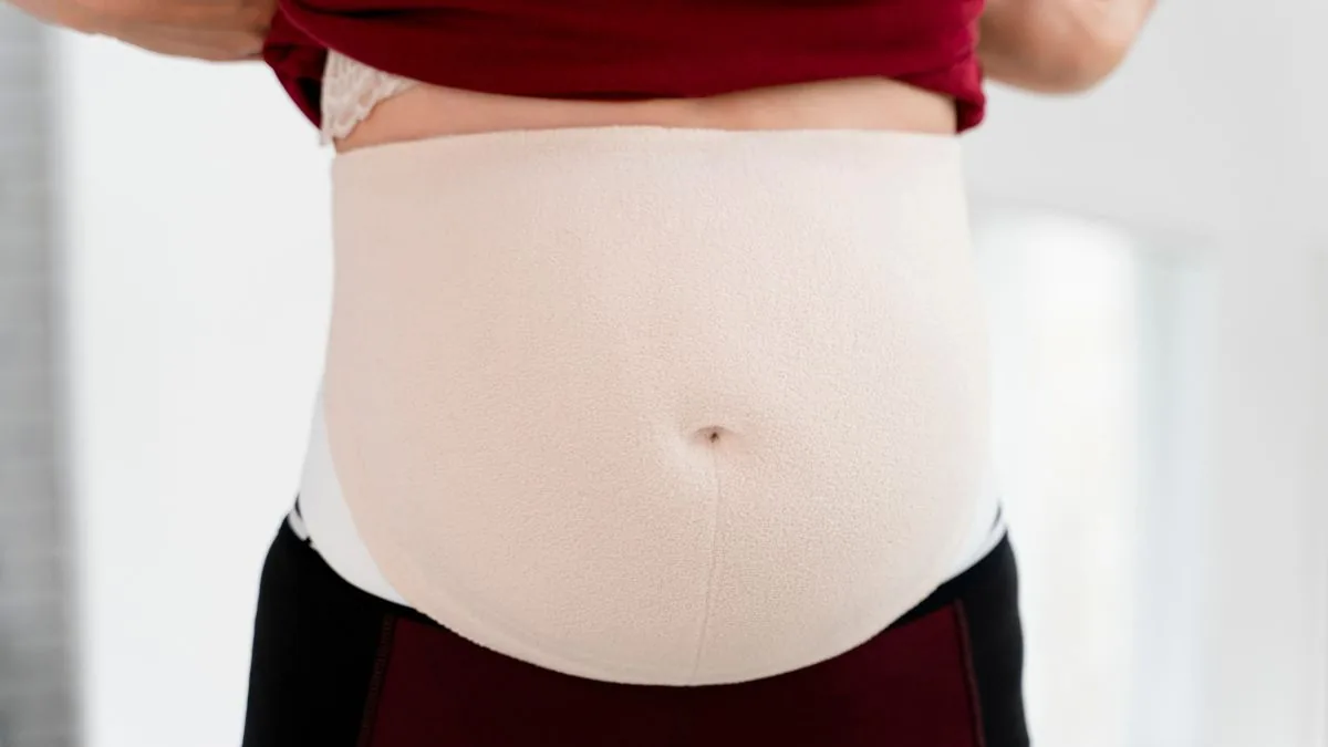 Sleeping with Postpartum Belt: Safety Guide for Moms